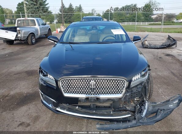 3LN6L5F90JR609879 2018 LINCOLN MKZ Черный 