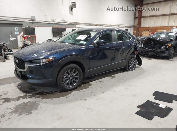 3MVDMBAM2SM825815 2025 MAZDA CX-30 Blue Vista tres cuartos delantera izquierda