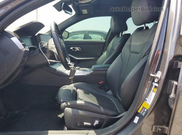 3MW5P7J02N8C41223 2022 BMW 3 SERIES Charcoal Front interior view
