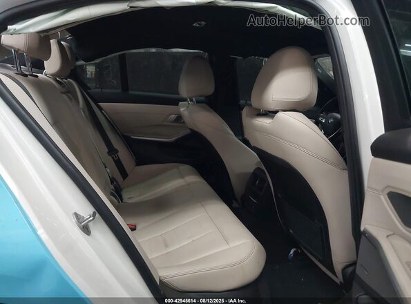3MW5R1J03L8B44682 2020 BMW 3 SERIES Blue VIN sticker view