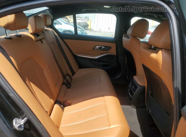 3MW5R1J07N8C37031 2022 BMW 3 SERIES Charcoal Հետևի նստատեղերի տեսք