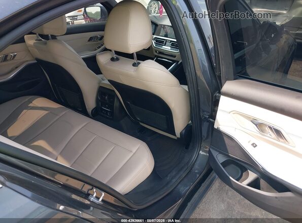 3MW5R7J00L8B07656 2020 BMW 3 SERIES Gray Vista de la etiqueta del VIN