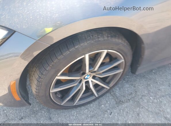 3MW5R7J01L8B14325 2020 BMW 3 SERIES Gray Dashboard view