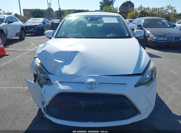 3MYDLBYV9HY148574 2017 TOYOTA YARIS IA White 