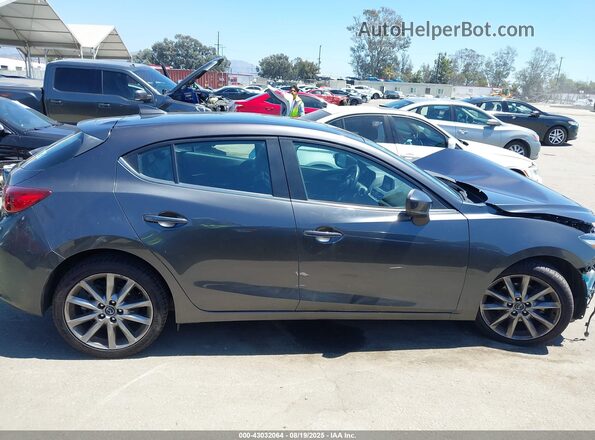 3MZBN1L31JM256357 2018 MAZDA 3 Gray 