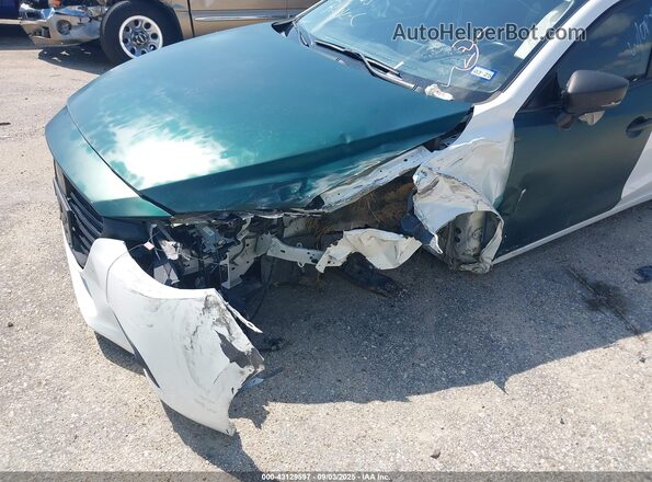 3MZBN1M33JM267262 2018 MAZDA 3 White Դիմացի տեսք