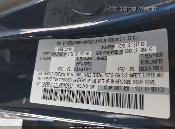 3MZBN1V33JM210607 2018 MAZDA 3 Blue 