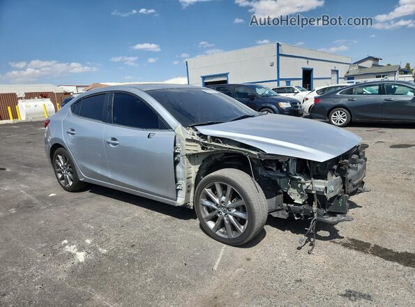 3MZBN1W33JM159902 2018 MAZDA 3 Silver 