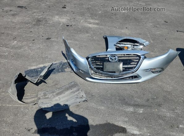 3MZBN1W33JM159902 2018 MAZDA 3 Silver 