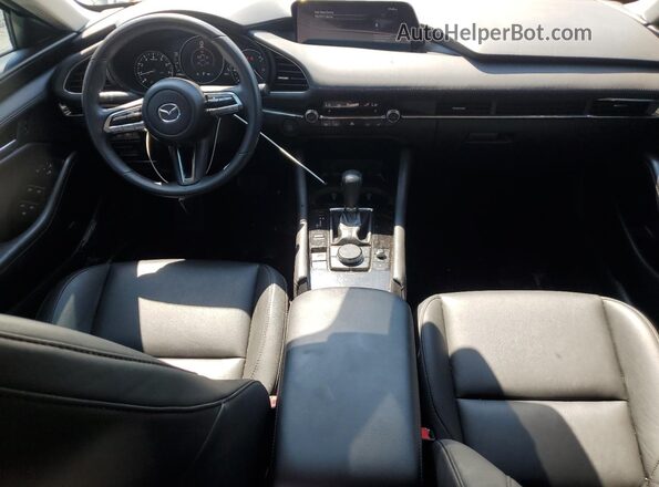 3MZBPBCL7MM252107 2021 MAZDA 3 White Dashboard view