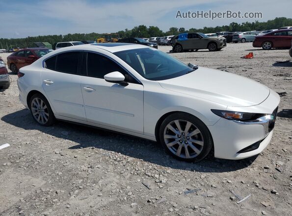 3MZBPBCL7MM252107 2021 MAZDA 3 White Front right