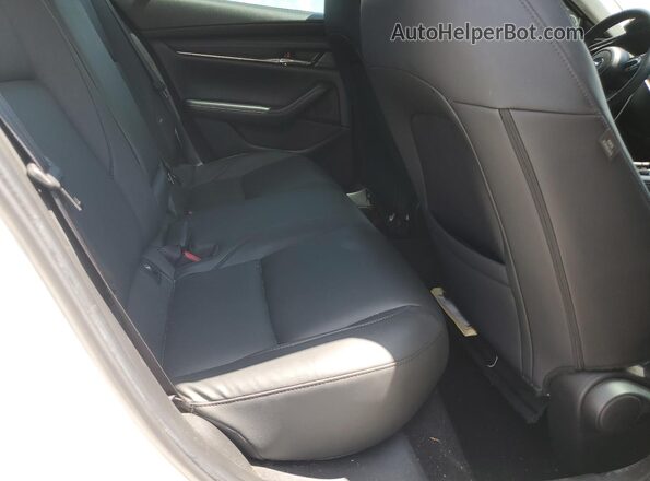 3MZBPBCL7MM252107 2021 MAZDA 3 White Rear seats view