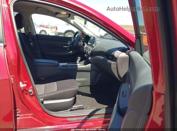 3N1AB8CV7MY330379 2021 NISSAN SENTRA Red Front interior view