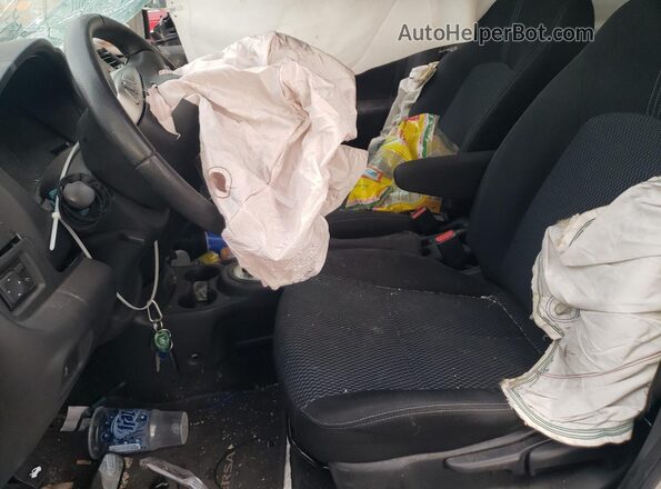 3N1CE2CP8JL365097 2018 NISSAN VERSA Серебряный 