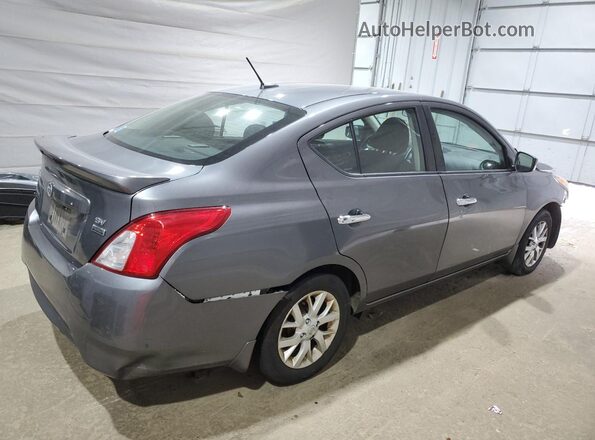 3N1CN7AP5JL812159 2018 NISSAN VERSA Серый 