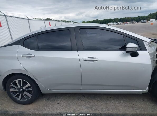 3N1CN8EV5ML850932 2021 NISSAN VERSA Silver 