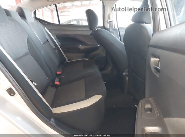 3N1CN8EV9ML868088 2021 NISSAN VERSA Silver Вид наклейки з VIN-кодом