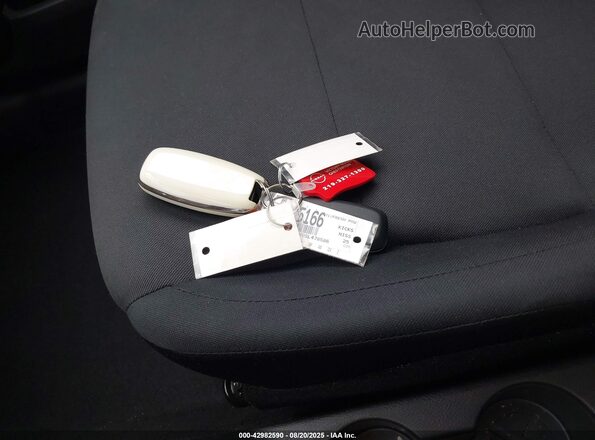 3N1CP5BV0SL478586 2025 NISSAN KICKS PLAY Белый Вид панели приборов