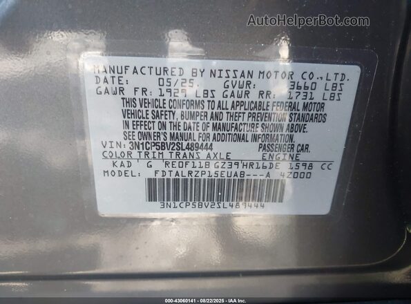 3N1CP5BV2SL489444 2025 NISSAN KICKS PLAY Gray Widok komory silnika