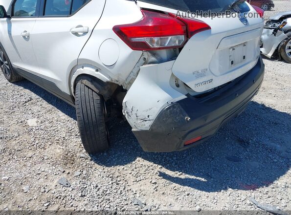 3N1CP5CV2LL557709 2020 NISSAN KICKS White 