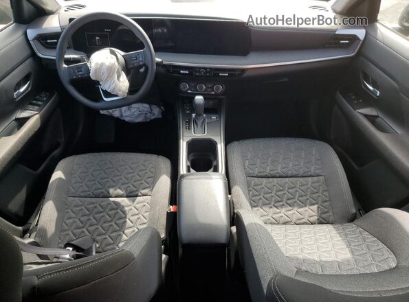 3N8AP6CB5SL359757 2025 NISSAN KICKS Black Vista del salpicadero
