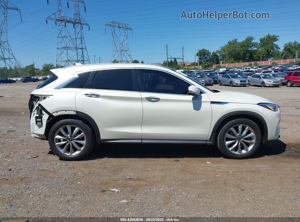 3PCAJ5BB7MF109141 2021 INFINITI QX50 White Widok wnętrza 360 stopni