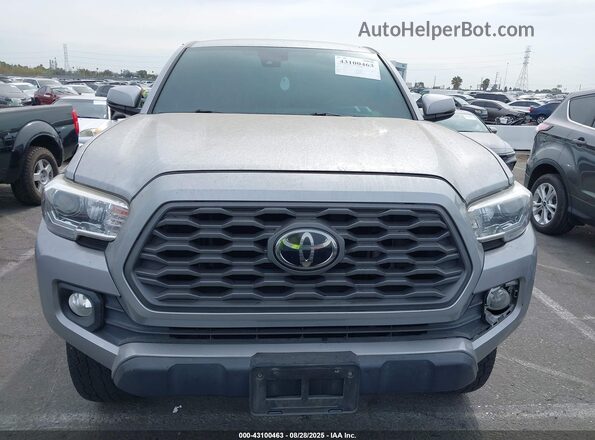 3TMDZ5BN2LM093134 2020 TOYOTA TACOMA Silver Սարքավորումների վահանակի տեսք