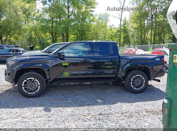 3TMLB5JN9SM100709 2025 TOYOTA TACOMA Black Սալոնի 360 աստիճան տեսք