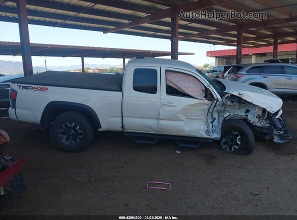 3TYSZ5AN2MT052114 2021 TOYOTA TACOMA White Widok zestawu wskaźników