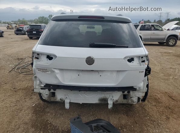 3VV1B7AX0JM069306 2018 VOLKSWAGEN TIGUAN Серый 