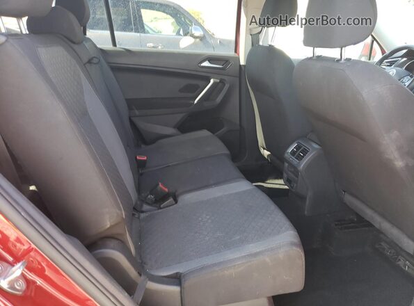 3VV1B7AX2JM113984 2018 VOLKSWAGEN TIGUAN Красный 