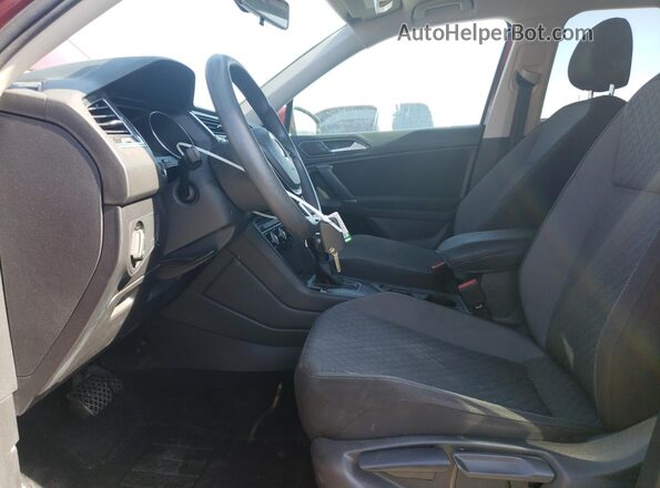 3VV1B7AX2JM113984 2018 VOLKSWAGEN TIGUAN Красный 