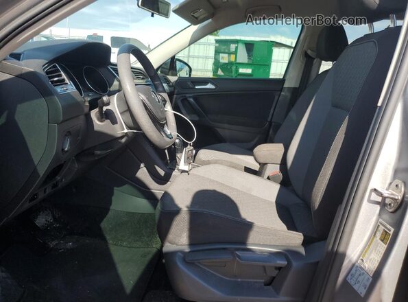 3VV1B7AX3MM062564 2021 VOLKSWAGEN TIGUAN Silver Սալոնի դիմացի տեսք