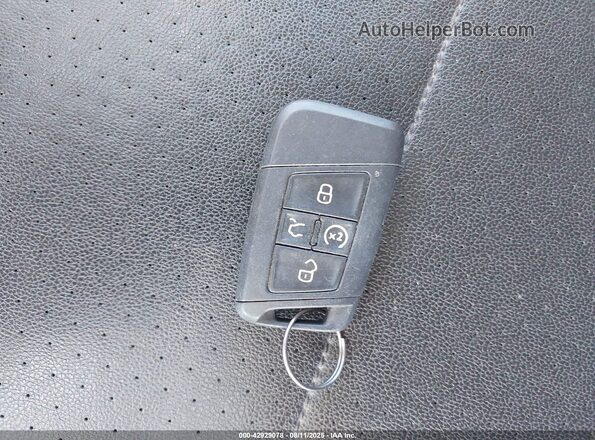 3VV2B7AX1JM002234 2018 VOLKSWAGEN TIGUAN White 