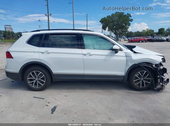 3VV2B7AX6LM065218 2020 VOLKSWAGEN TIGUAN White Սալոնի հետևի տեսք