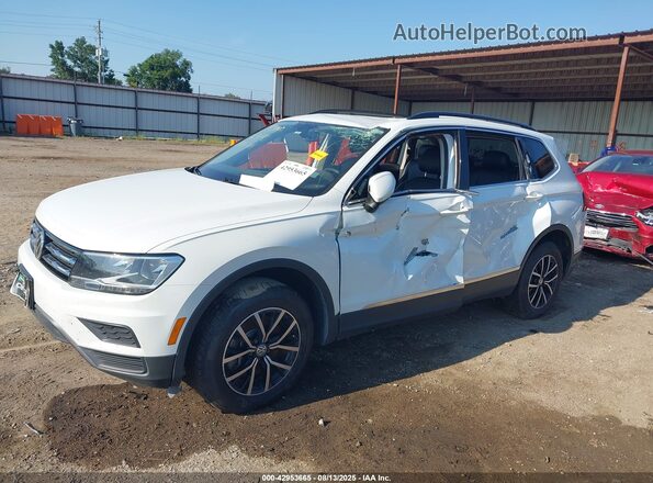 3VV2B7AX6MM050090 2021 VOLKSWAGEN TIGUAN White Vista tres cuartos delantera izquierda