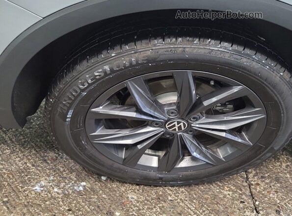 3VV3B7AX0RM106262 2024 VOLKSWAGEN TIGUAN  