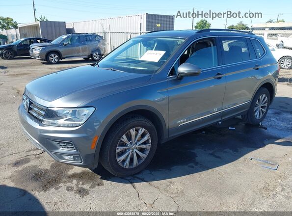 3VV3B7AX1JM005784 2018 VOLKSWAGEN TIGUAN Gray 