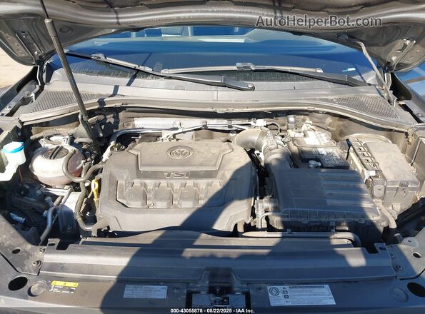 3VV3B7AX1JM005784 2018 VOLKSWAGEN TIGUAN Gray 
