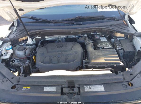 3VV3B7AX2JM077660 2018 VOLKSWAGEN TIGUAN White 