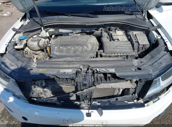 3VV3B7AX3JM040925 2018 VOLKSWAGEN TIGUAN White 