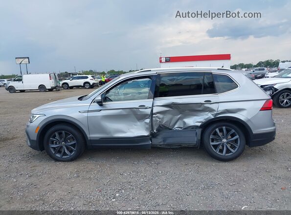3VV3B7AX4PM006680 2023 VOLKSWAGEN TIGUAN Серебряный Вид задней части салона