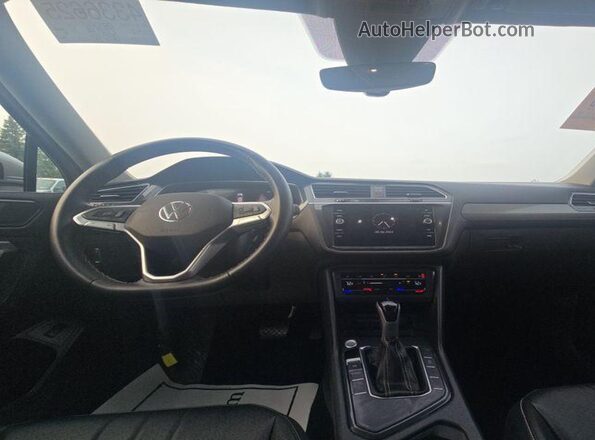 3VV3B7AX4RM084895 2024 VOLKSWAGEN TIGUAN  Widok z przodu