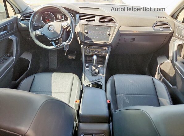 3VV3B7AX5JM186484 2018 VOLKSWAGEN TIGUAN White 