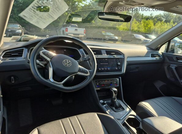 3VV3B7AX8RM086570 2024 VOLKSWAGEN TIGUAN  
