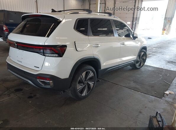 3VVUC7B29SM003755 2025 VOLKSWAGEN TAOS Белый Задняя правая четверть