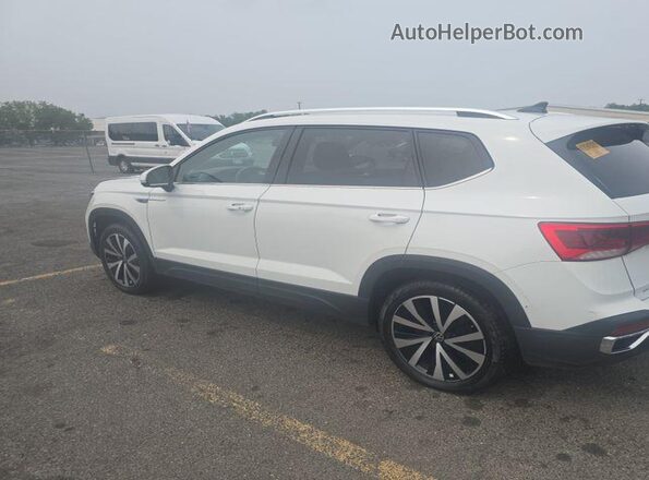 3VVYX7B2XPM332820 2023 VOLKSWAGEN TAOS  Widok z przodu
