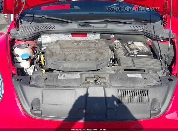 3VW5DAAT6JM516013 2018 VOLKSWAGEN BEETLE Red 