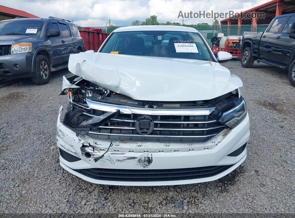 3VWC57BU4MM013308 2021 VOLKSWAGEN JETTA White Rear interior view