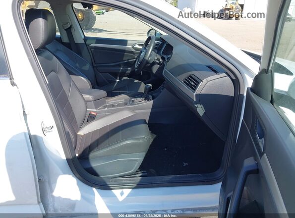 3VWC57BU7MM054614 2021 VOLKSWAGEN JETTA White Вид салону спереду